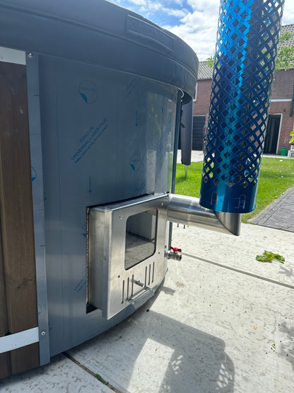 Uppsala – Thermohout Rond Hottub met Geïntegreerde Houtkachel - Massagejets, LED-Verlichting, Bubbelsysteem en Vrije Kleurkeuze